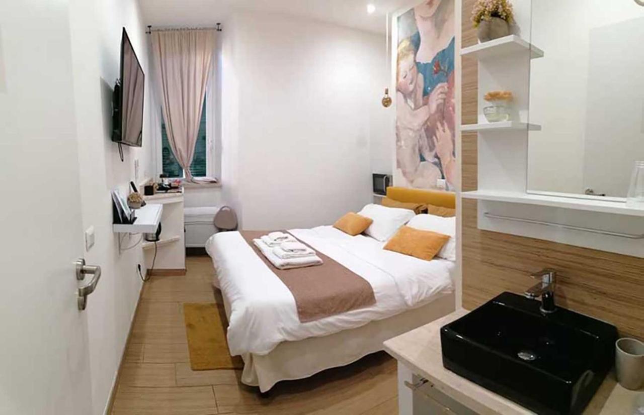 Abbracci Leandra Rooms Civitavecchia Exterior photo